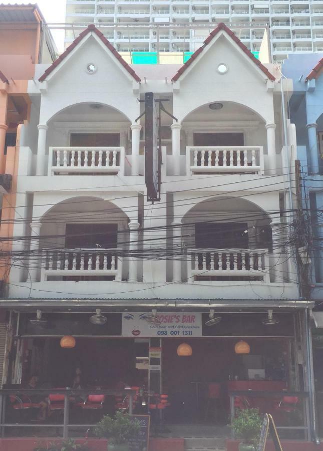חוף ג'ומטיין Escobar Guesthouse מראה חיצוני תמונה