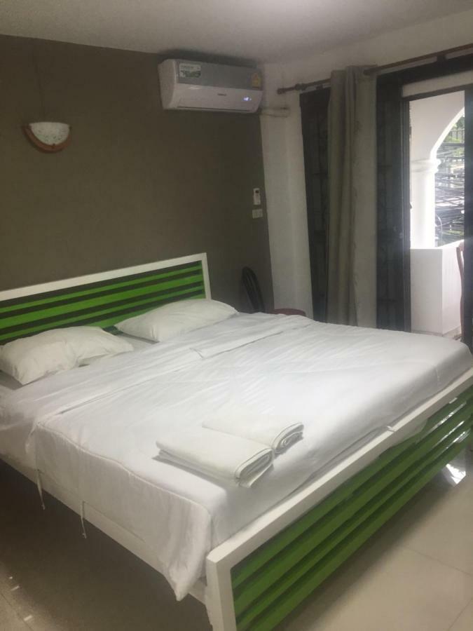 חוף ג'ומטיין Escobar Guesthouse מראה חיצוני תמונה