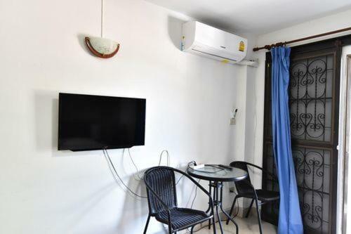 חוף ג'ומטיין Escobar Guesthouse מראה חיצוני תמונה
